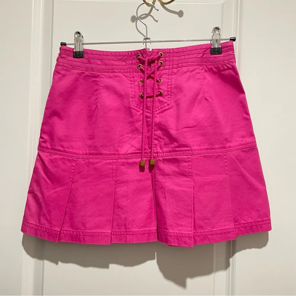 Barbie Pink Y2K pleated hem front button mini skirt with side zipper Size M - Image 3