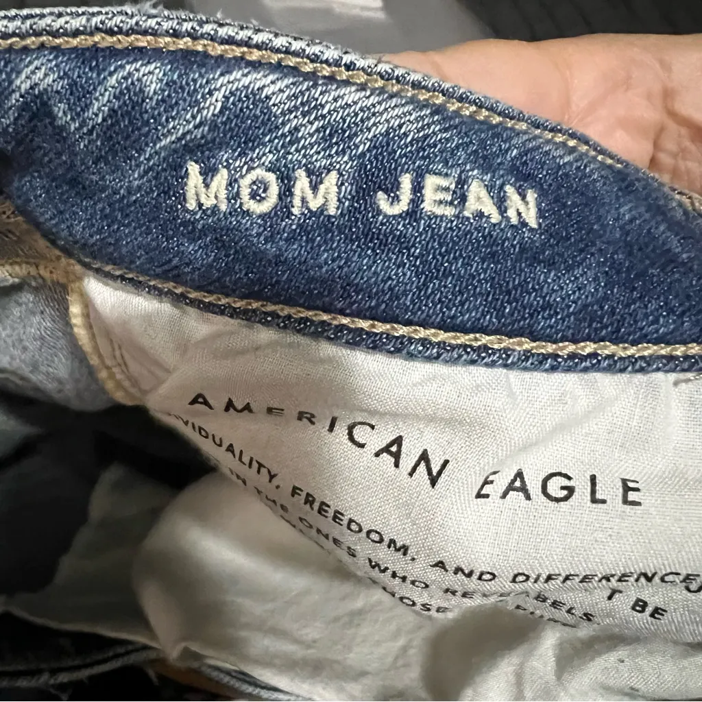 Stretch Hi Rise Ripped Distressed Mom Jeans - Image 13