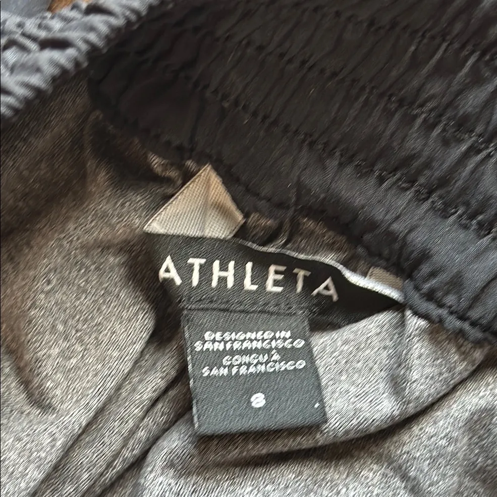 Athleta Chelsea Cargo Lined Pant Black Joggers Tapered Leg Pockets Size 8 - Image 5