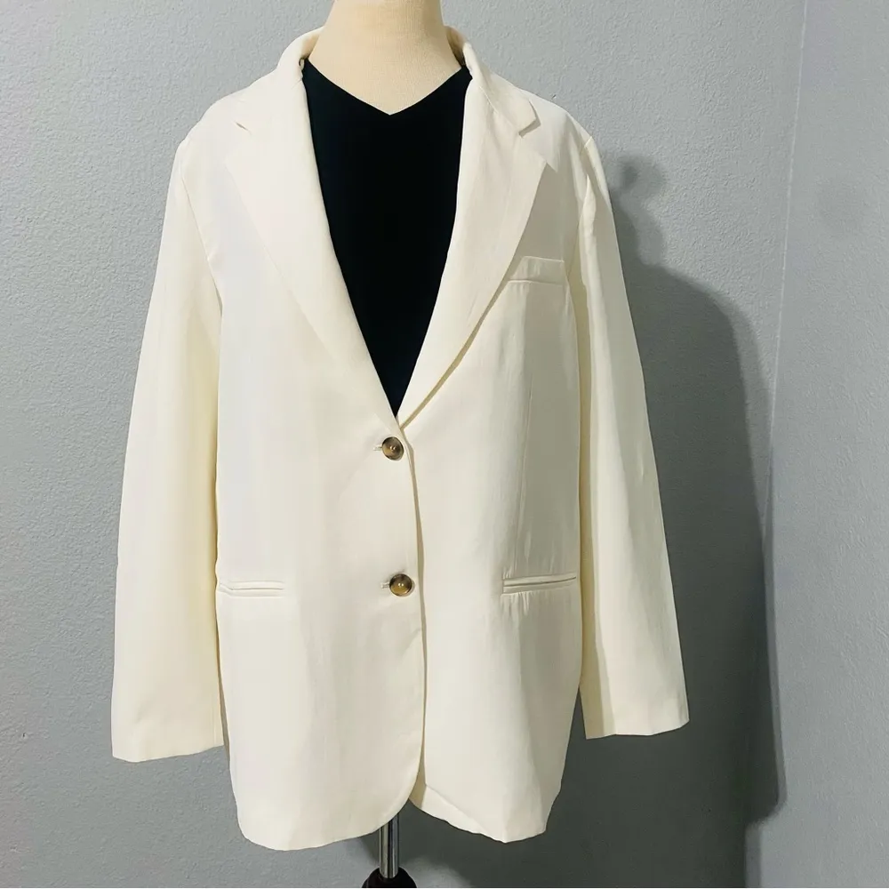Zara Blogger’s Fav Oyster White Straight Cut Out Blazer with Lapel Collar Sz XL - Image 6