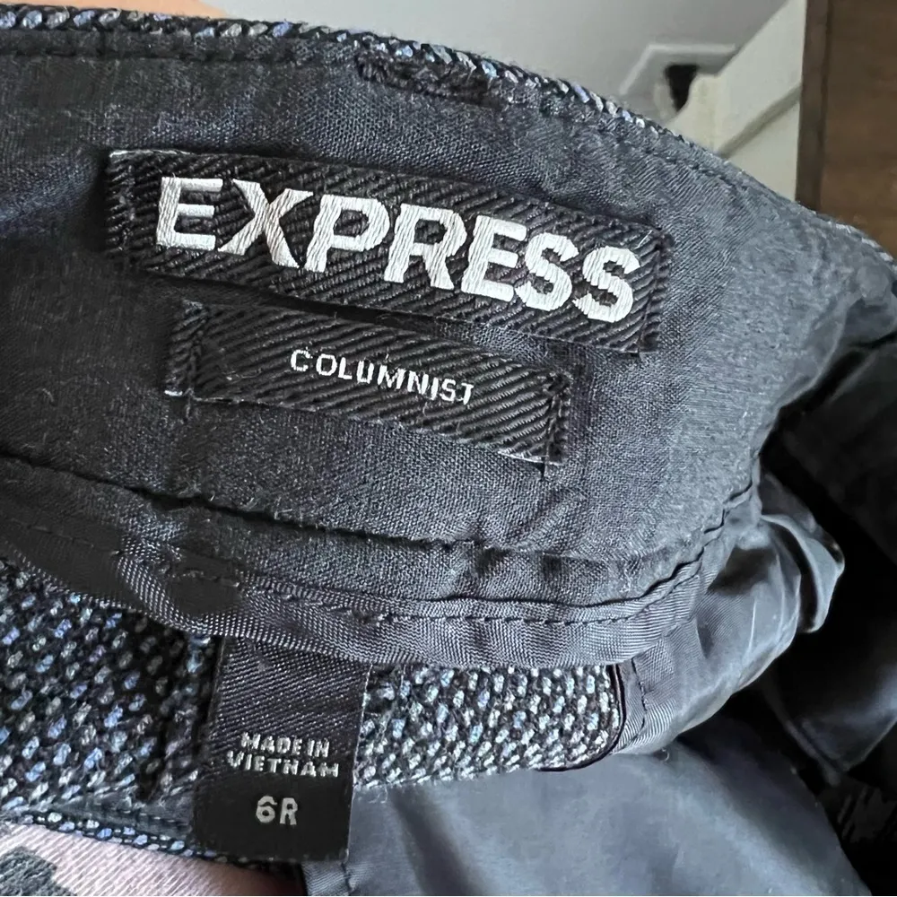 Express Columnist Career Professional work Pants Light Textured Dot Print 6R - Image 5