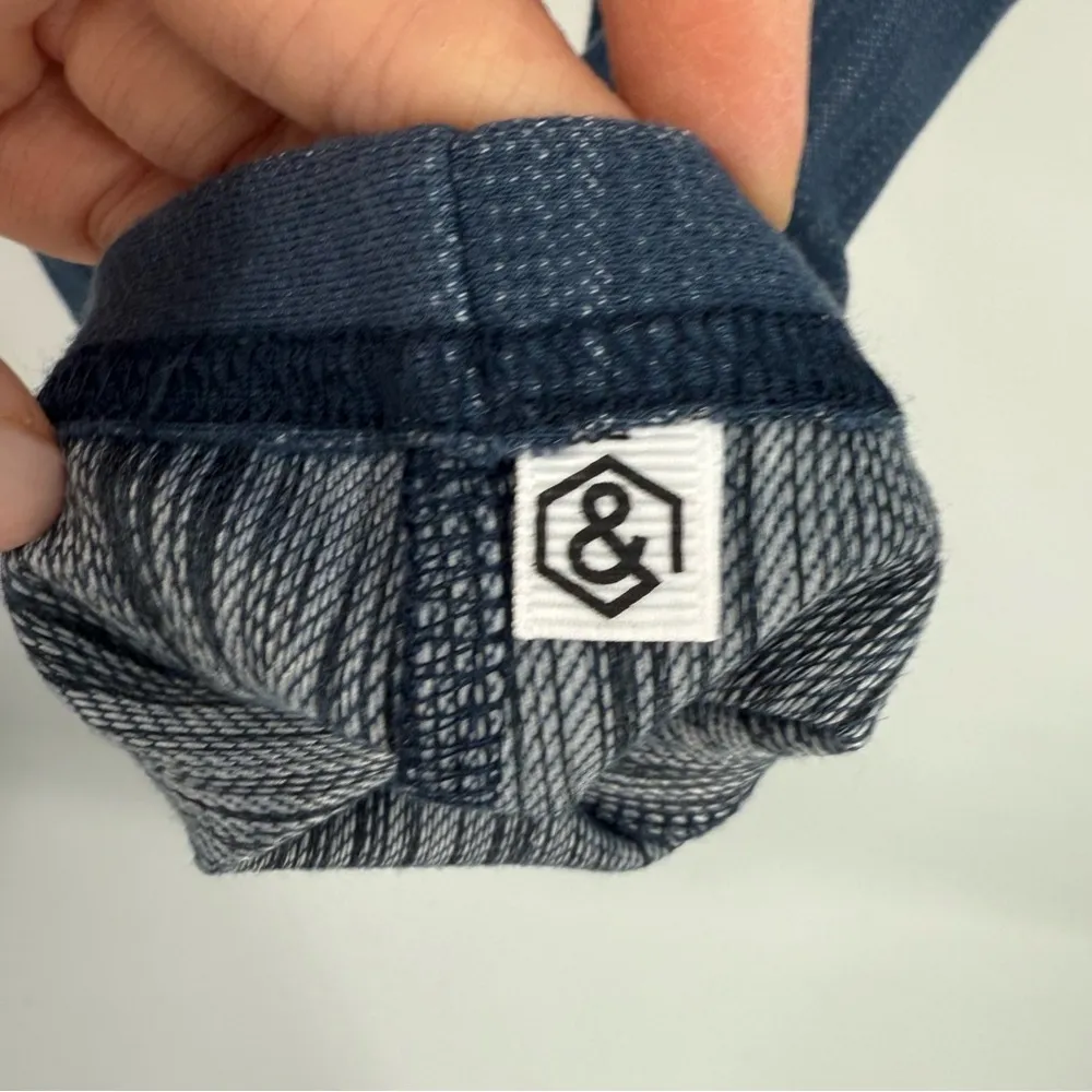 Agnes & Dora A & D Medium Blue Knit Denim Jeggings with Back Pockets, Size Small - Image 5