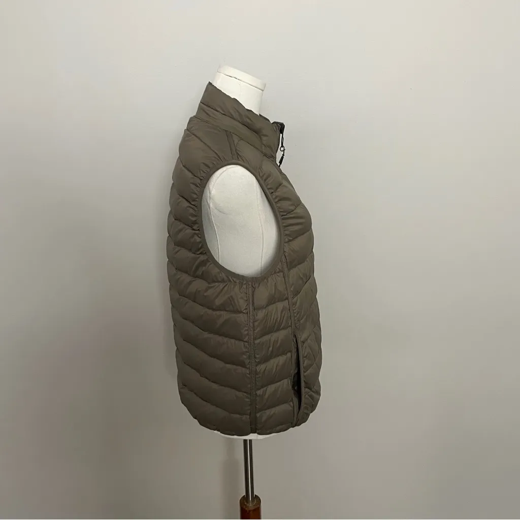 Hawk & Co Vest Puffer Reversible Duck Down Pockets Lightweight Olive Green Tan - Image 14