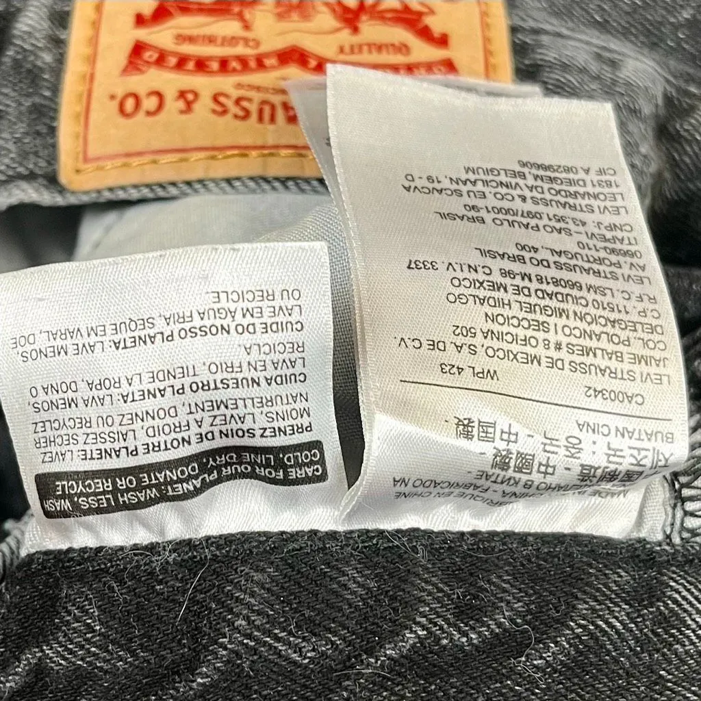 Levi's High Rise Decon Iconic Boyfriend Denim Cutoff Skirt 24 - Image 3