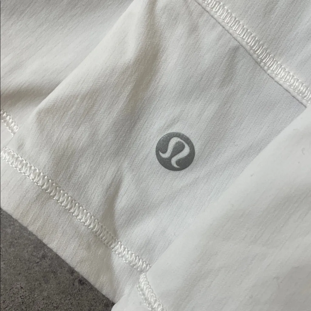 Lululemon Pace Rival Skirt (Tall) *4-way Stretch 15"
White - Image 6