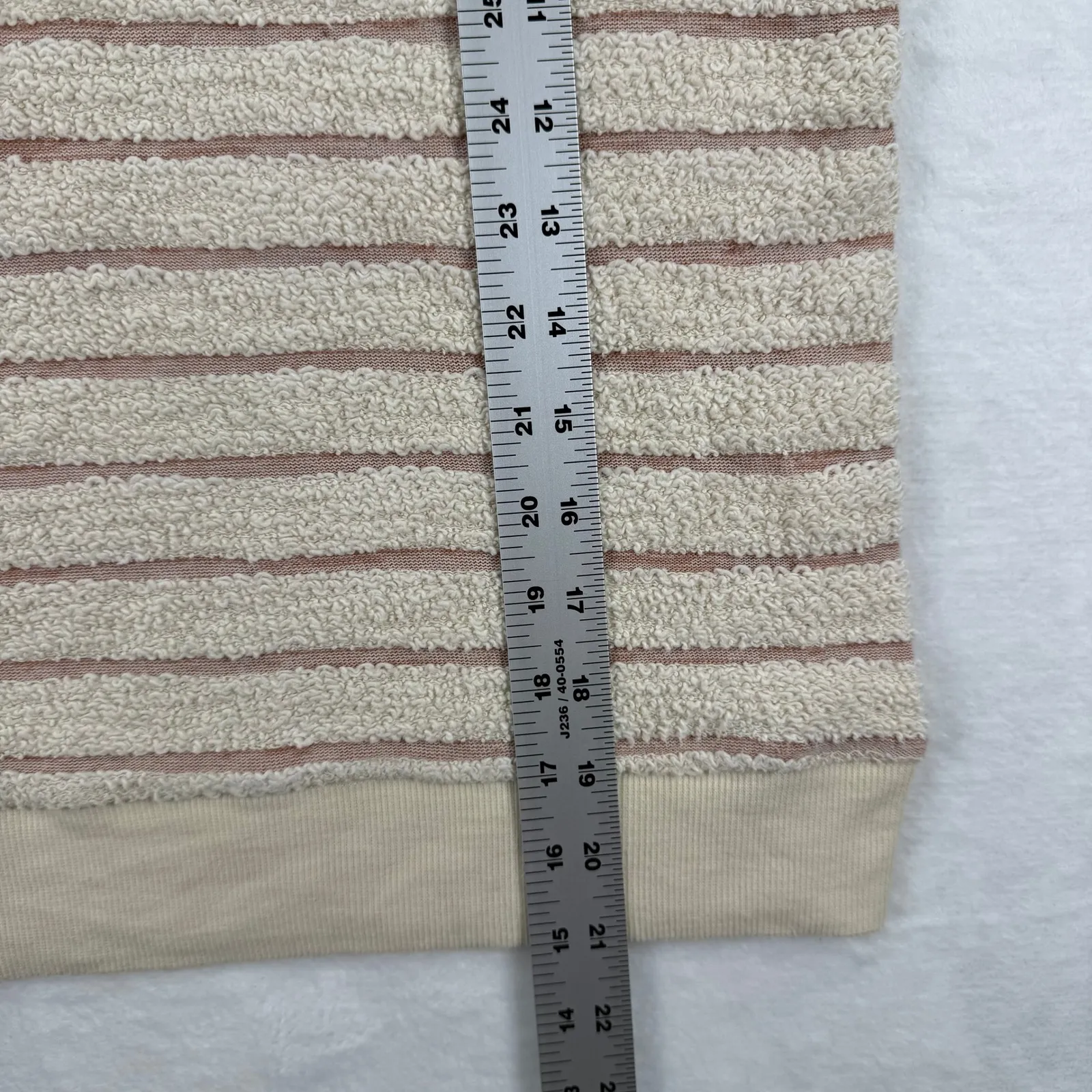 Faherty Striped Textured Raglan Crewneck Sweatshirt Cream Rosewood Size S - Image 4