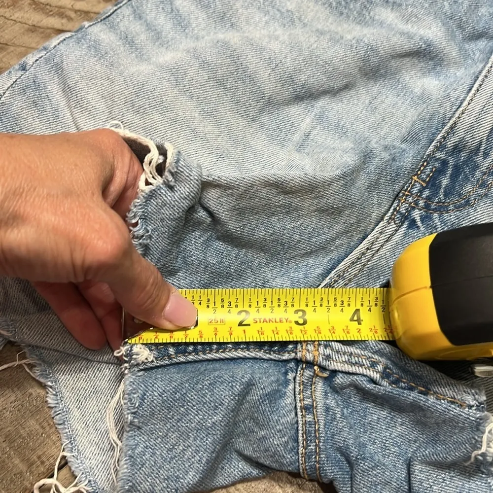 Zara denim long sleeve distressed romper EUC light blue - Image 5