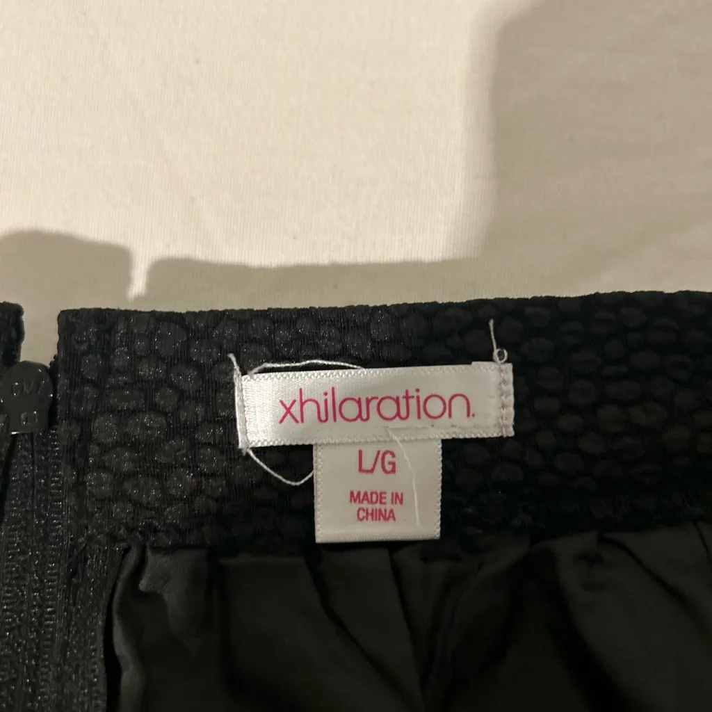 Xhilaration Black Textured Mini Skirt - Image 3