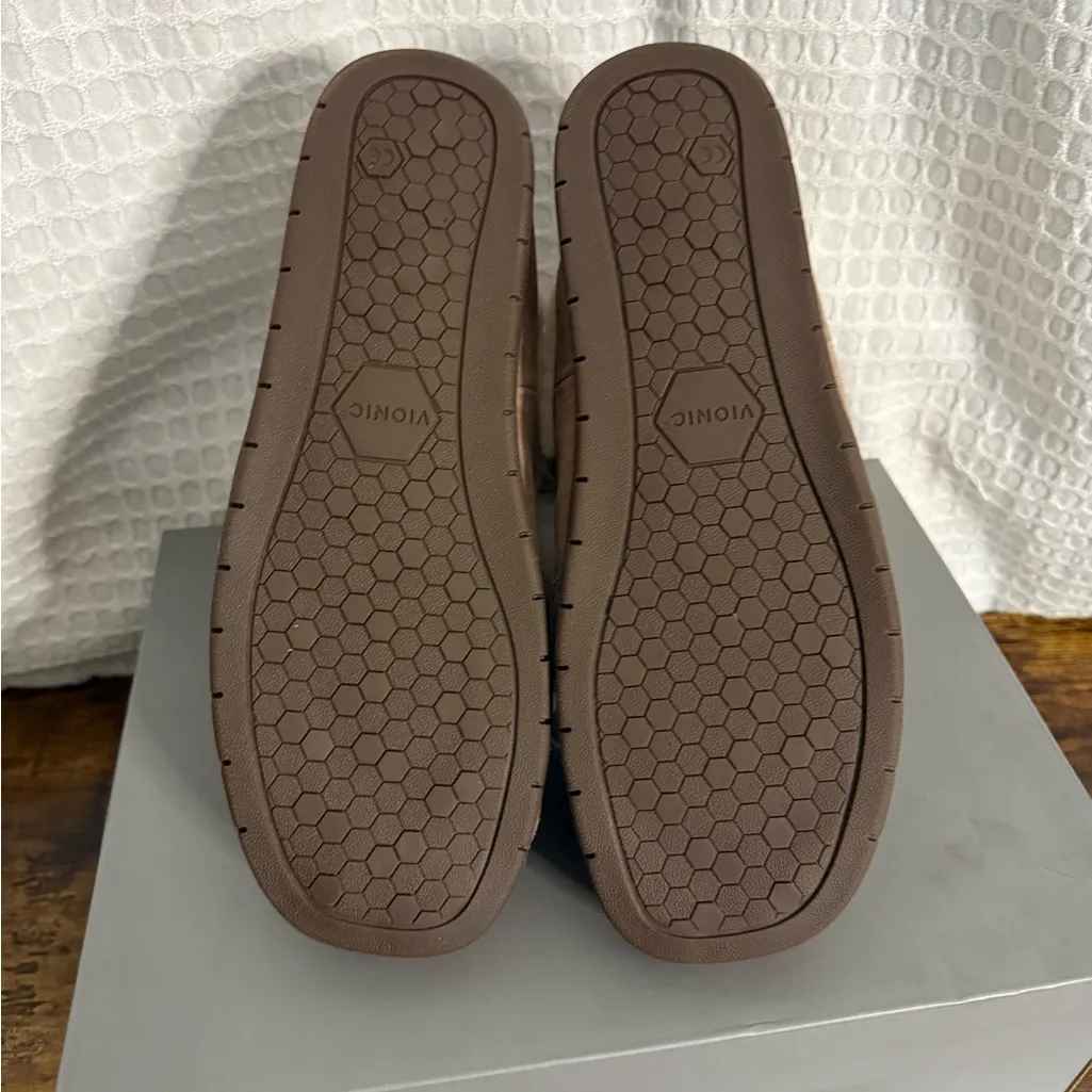 Vionic Cream Faux Fur Lined Footwear - Image 7