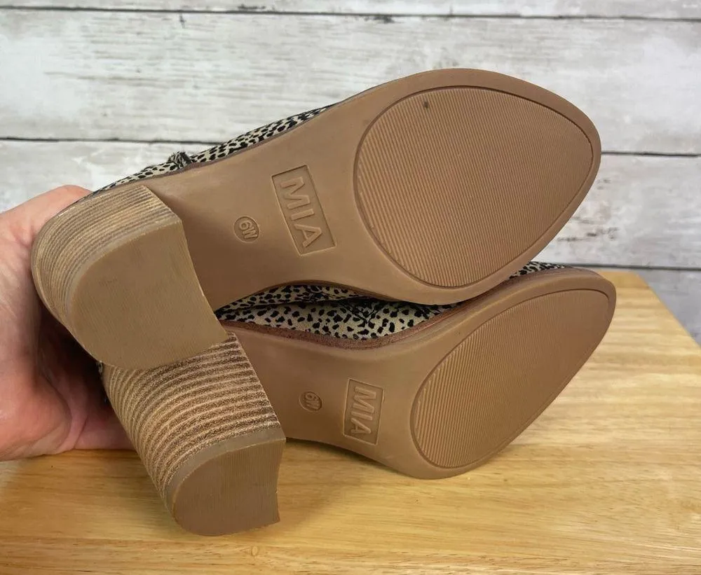 Mia Tracee Leopard Print Ankle Boots Size 6W - Image 5
