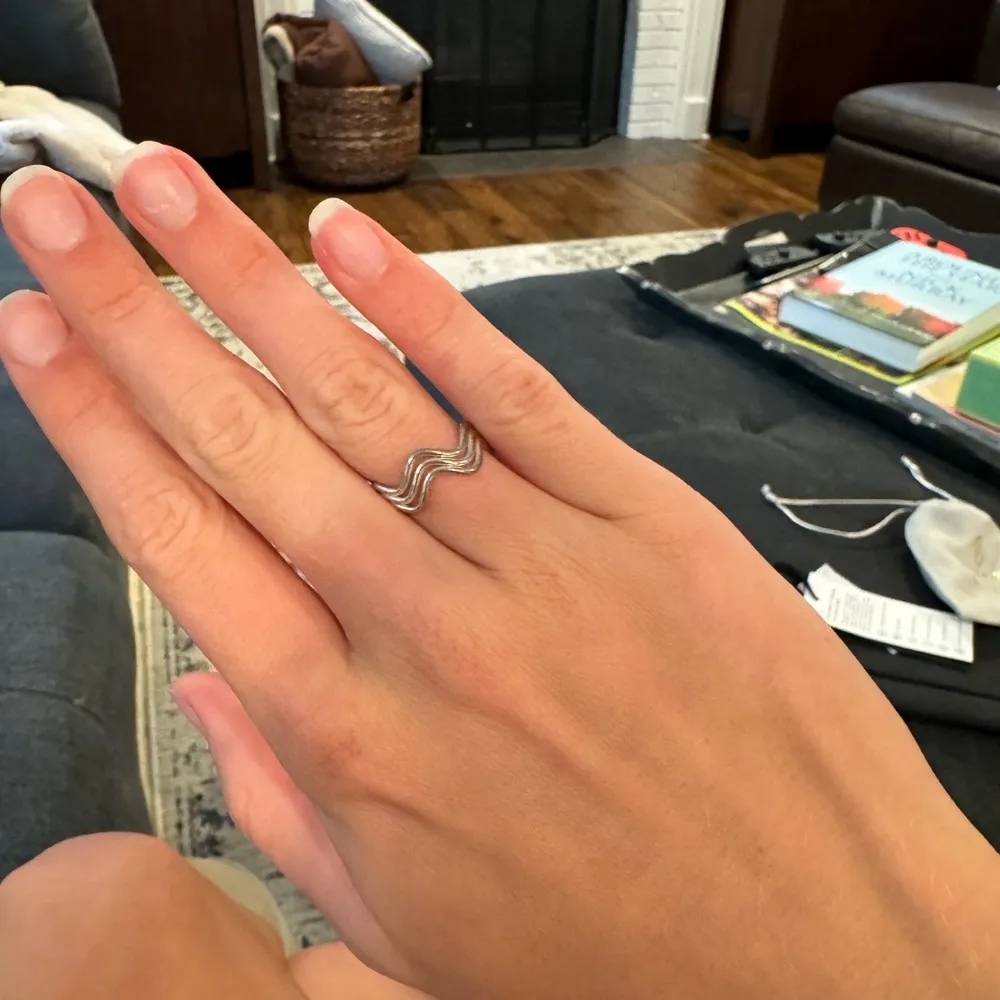 Sterling Silver Adjustable Women’s Ring - Image 10