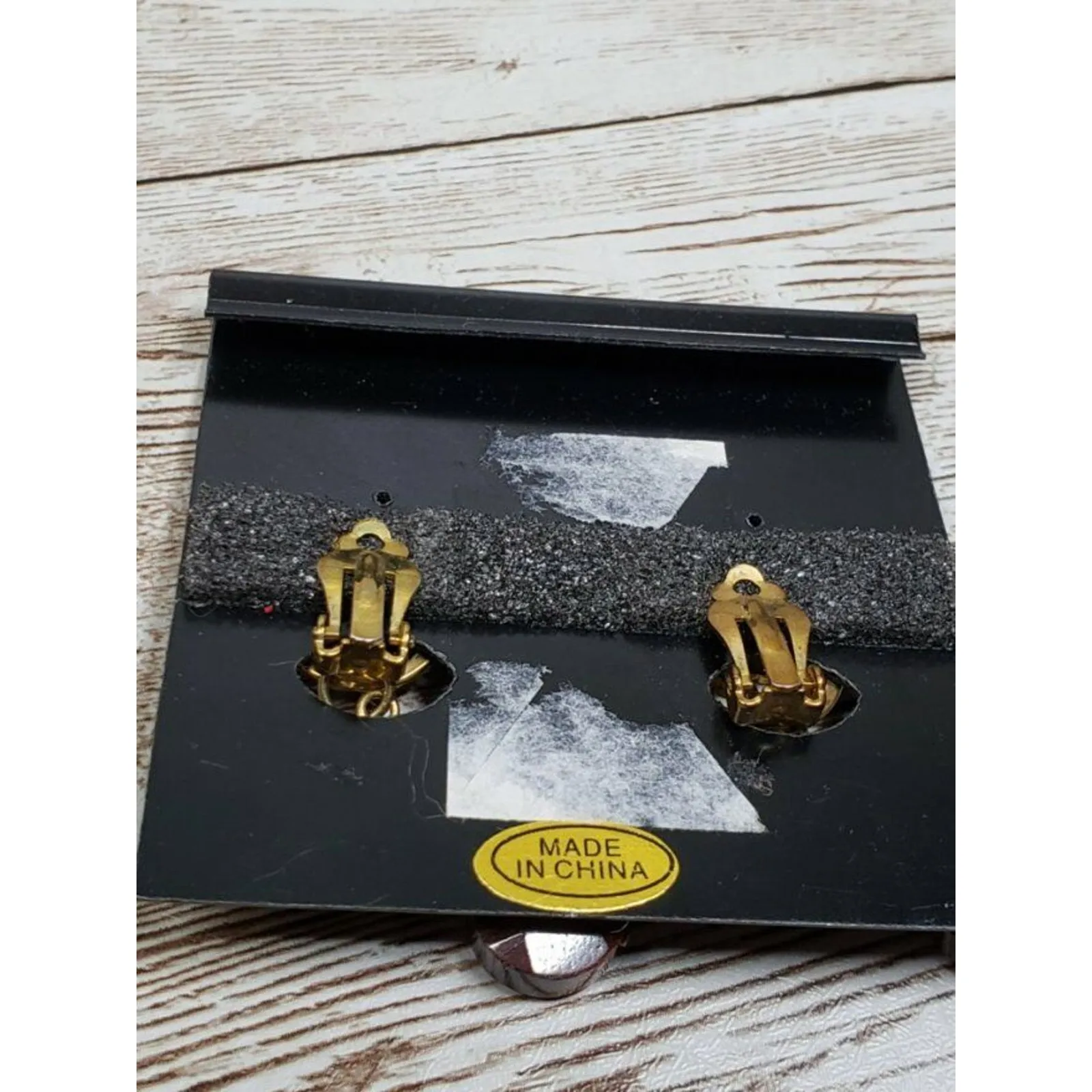 Vintage Birch Hill Clip On Earrings Brown Semi Precious Dangle - Image 9