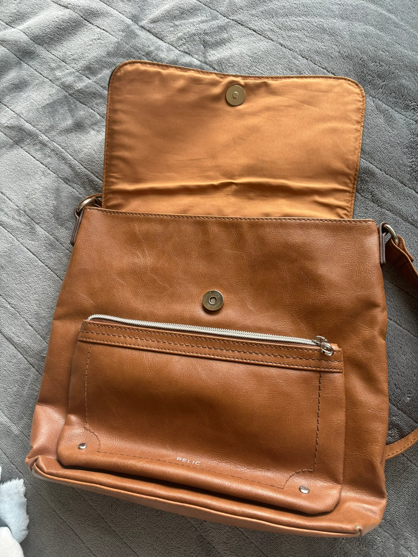 Relic Brand Brown Leather Crossbody - Image 2