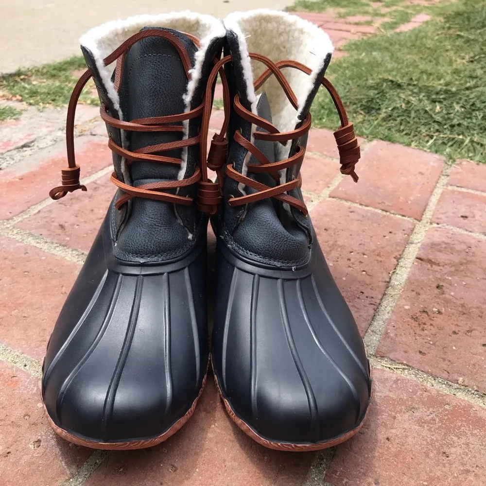 Seven7 Hollis Duck Boot size 9 - Image 9
