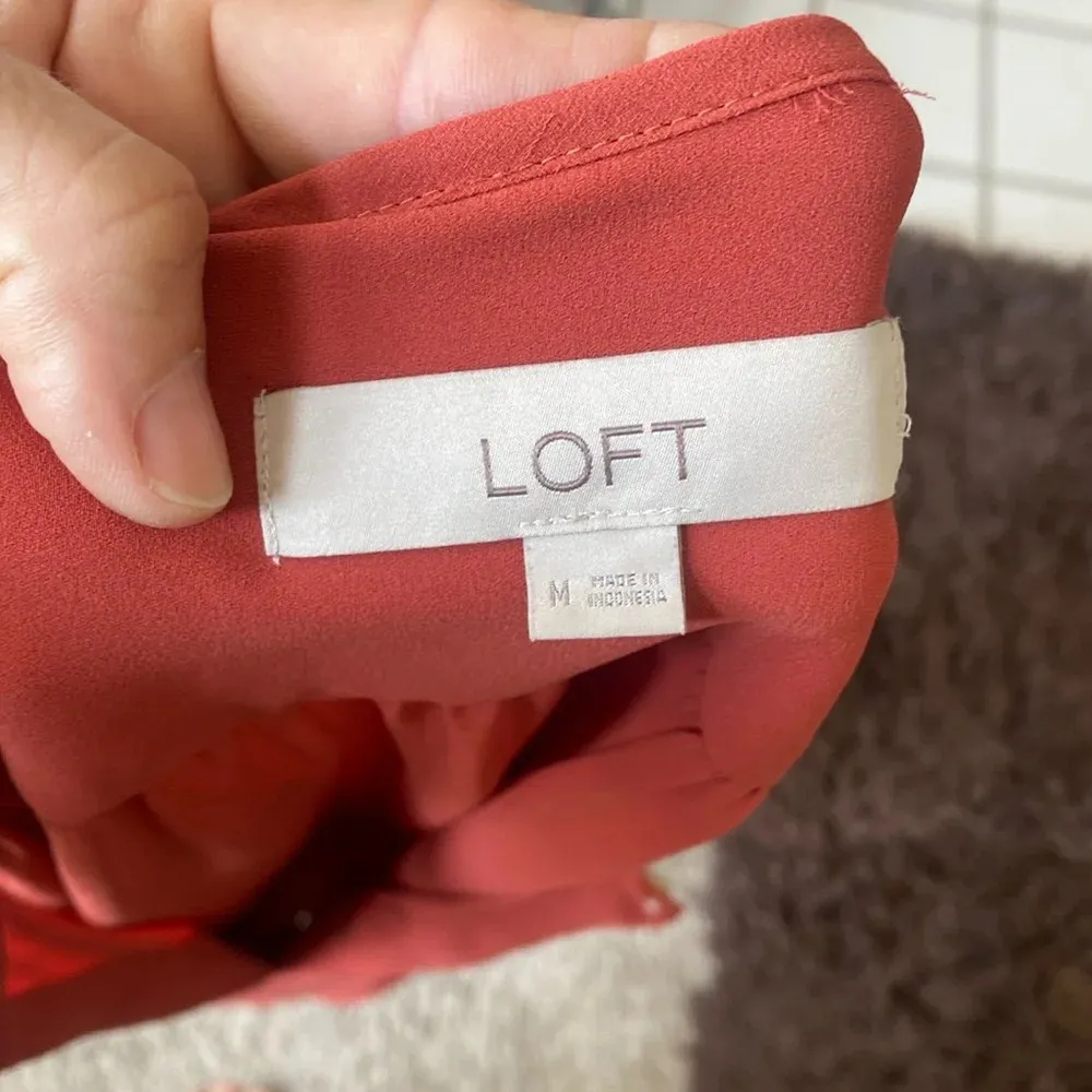 Loft burnt orange blouse size medium long sleeve - Image 2