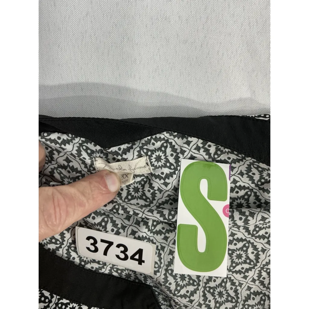 Womans Antilia Femma 3X Black White Boho Print V Neck 3/4 Sleeve Pullover Blouse - Image 3