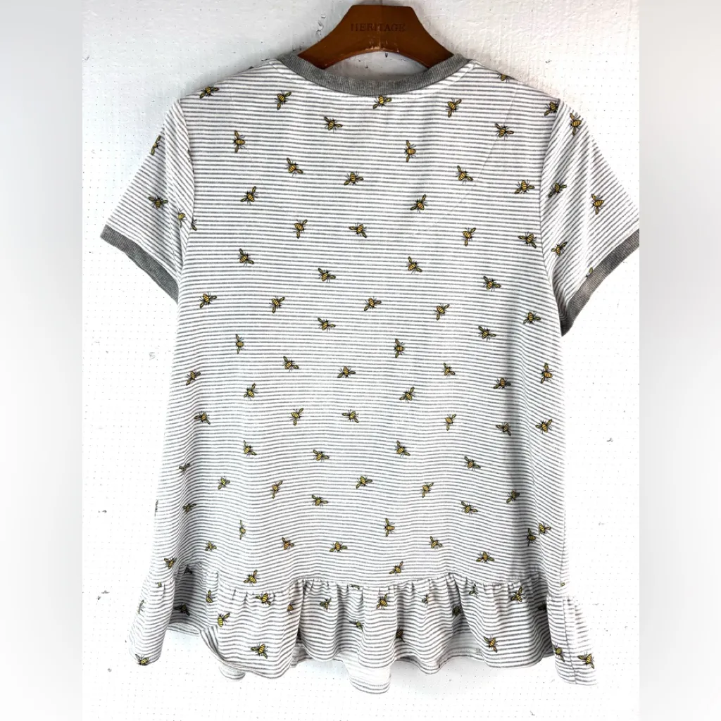 Kensie M Bumble Bee Gray and White Striped Pajama Set with Bee Print - Image 2