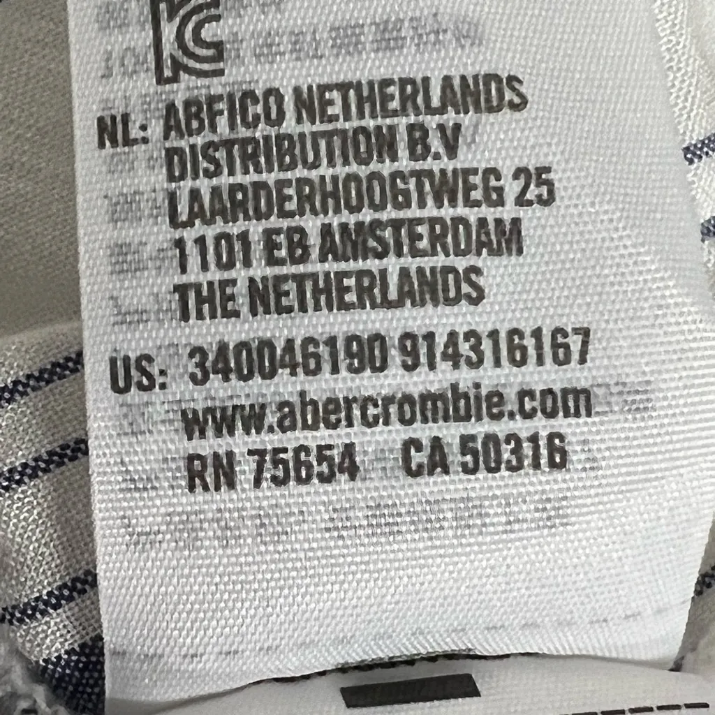 Hollister Women’s White and Blue Striped Sleeveless Tank Top - Size XS - EUC - Image 6