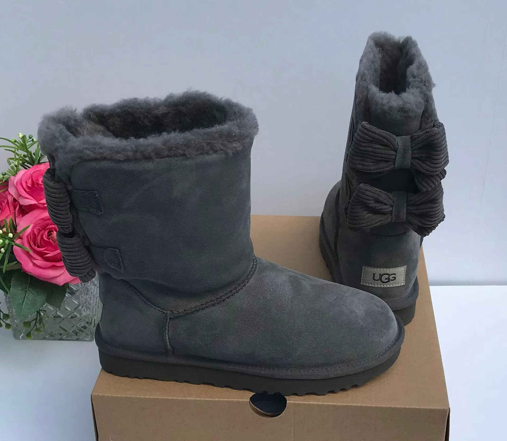 Bailey Bow Corduroy Bow - Image 3