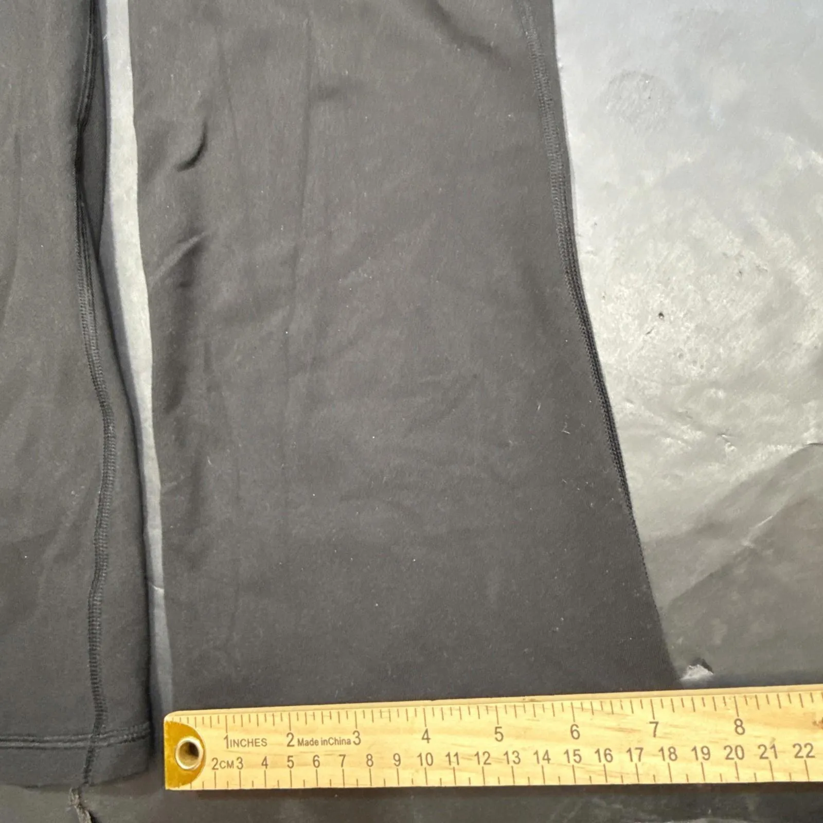 Lululemon Black Capri Straight Crop Slit Athletic Gym Athleisure Leggings Sz 10 - Image 8