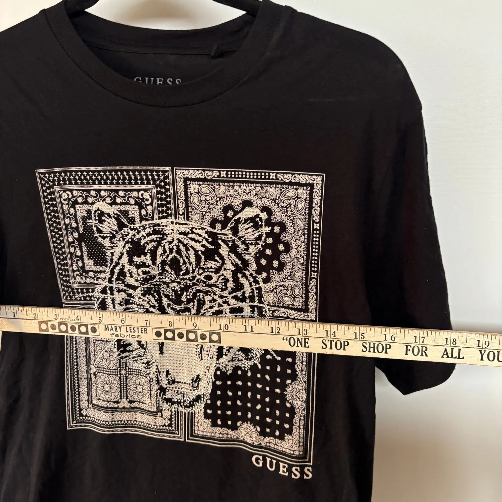 Guess Black Rhinestone T-Shirt Bedazzled Tiger McBling Graphic Baby Tee Medium - Image 5