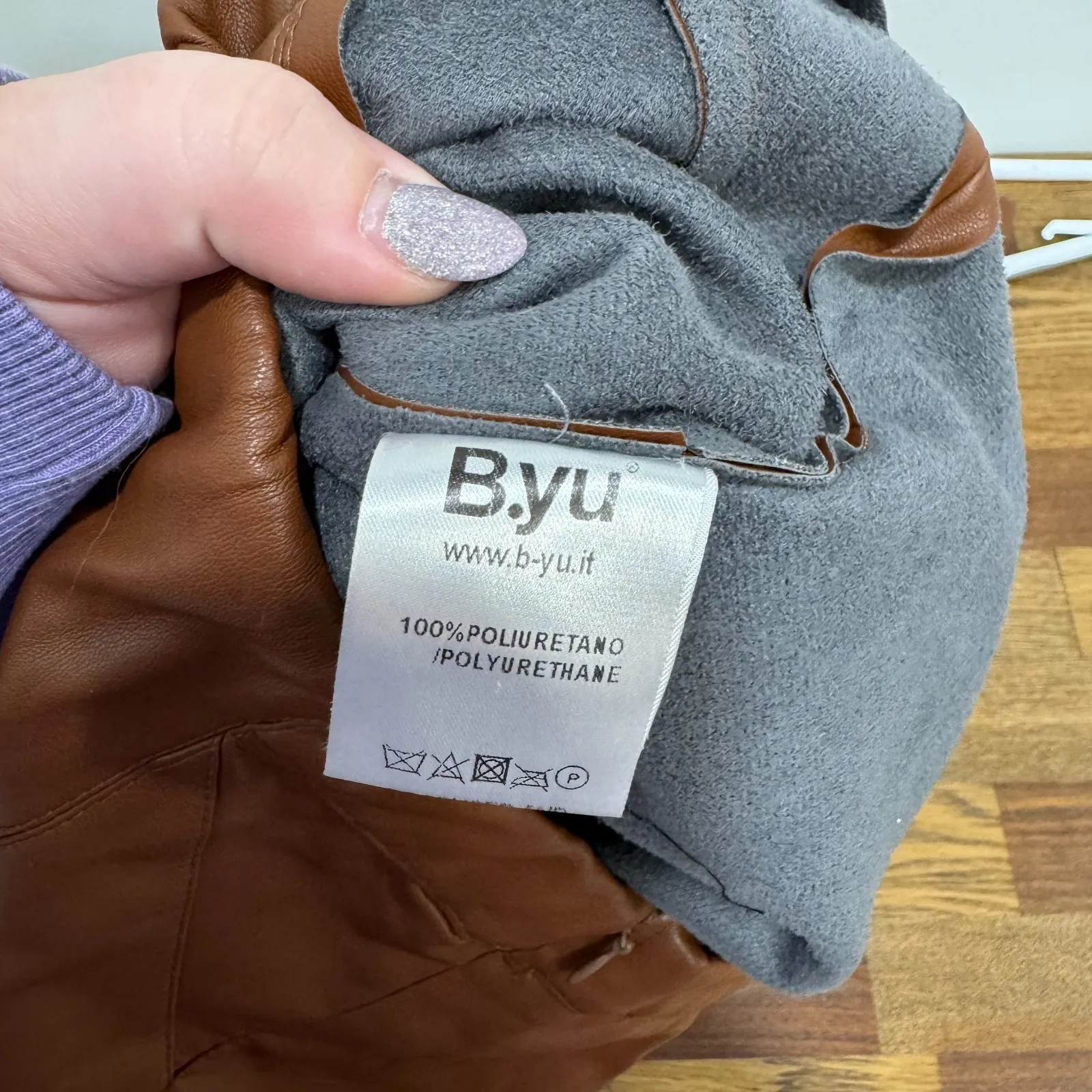 B.YU Italy Womens‎ Faux Leather Pants Medium Camel Skinny Designer Chic Brown - Image 4