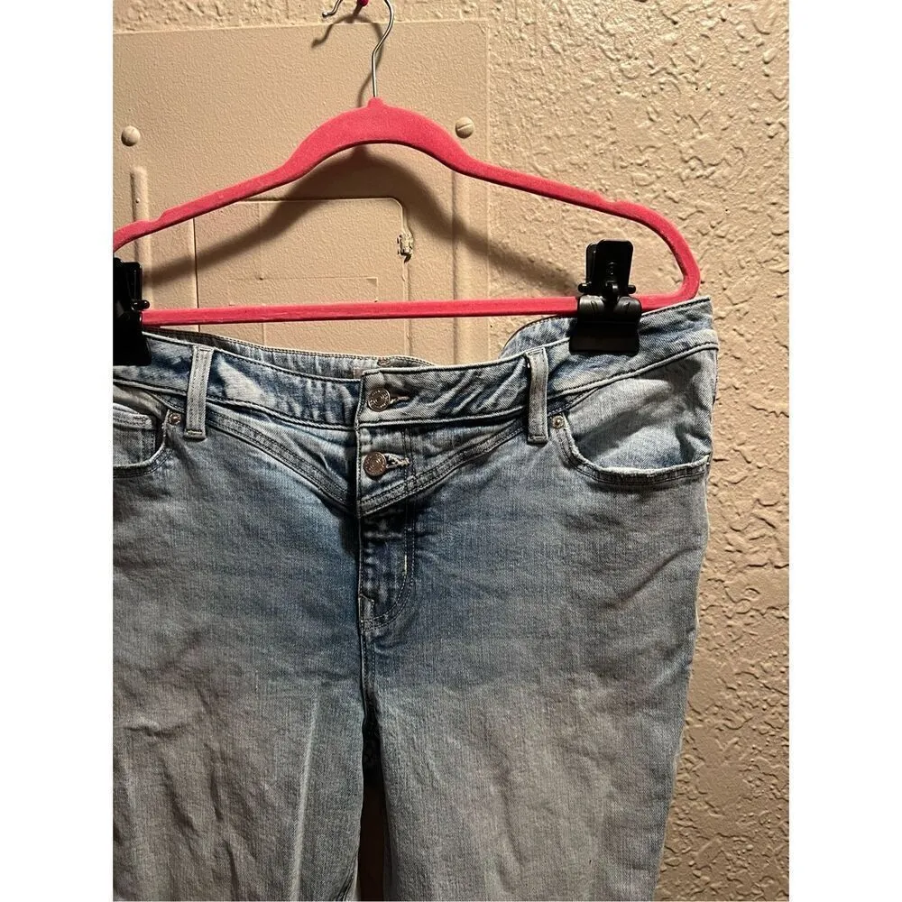 m Jeans By Maurices Light Colored Mid-Rise Kick Boot Ankle Jeans Woman’s Size 16 - Image 6