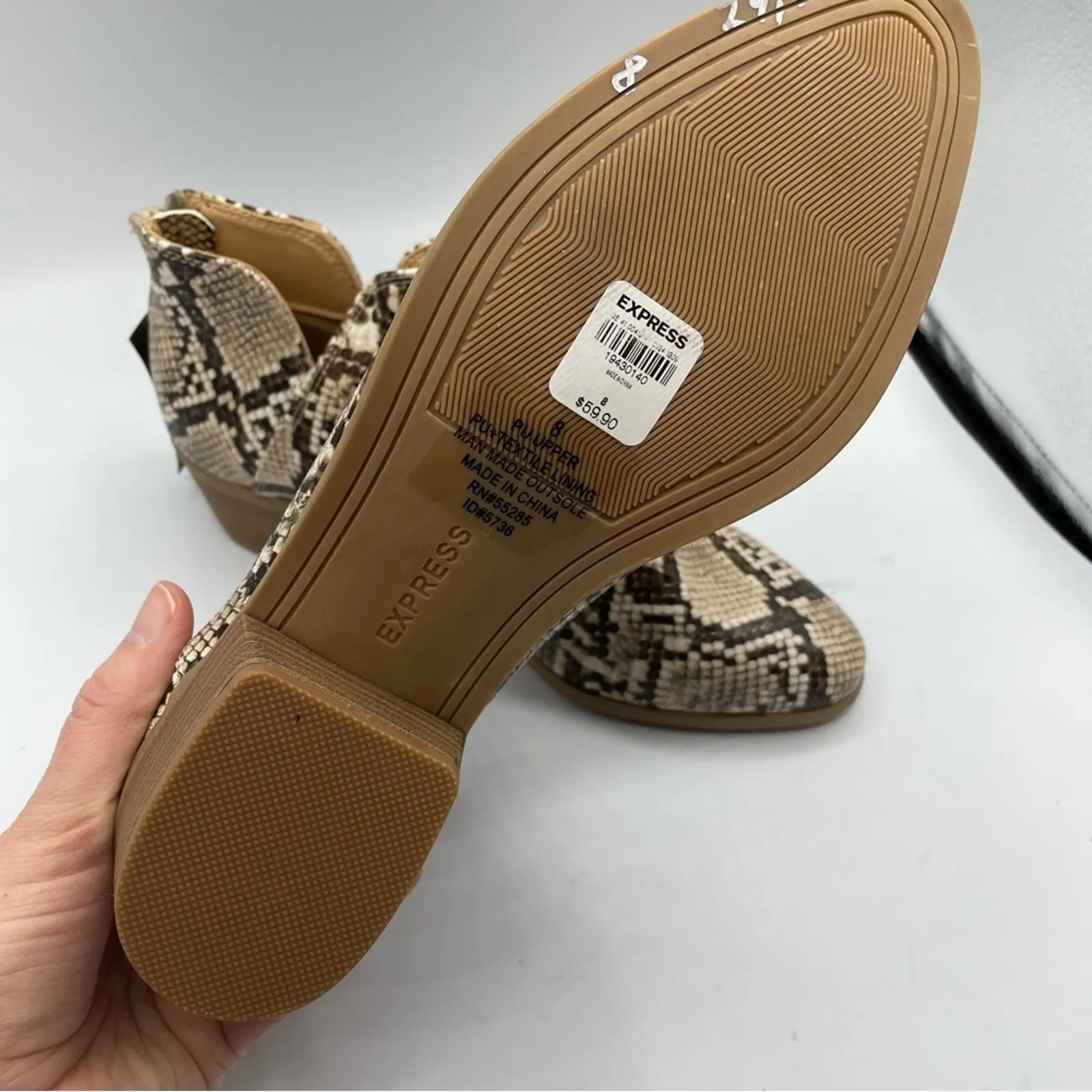 Express Beige Snake Embossed Ankle Boots Booties Womens 8 Fall Stacked Heel - Image 2