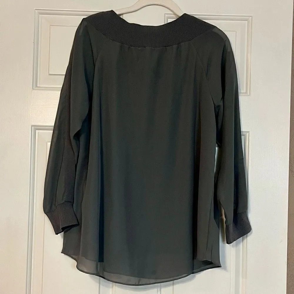NWT Soft Surroundings Dianthus Chiffon Long Sleeve Tunic Stormy Sky Size Small - Image 3