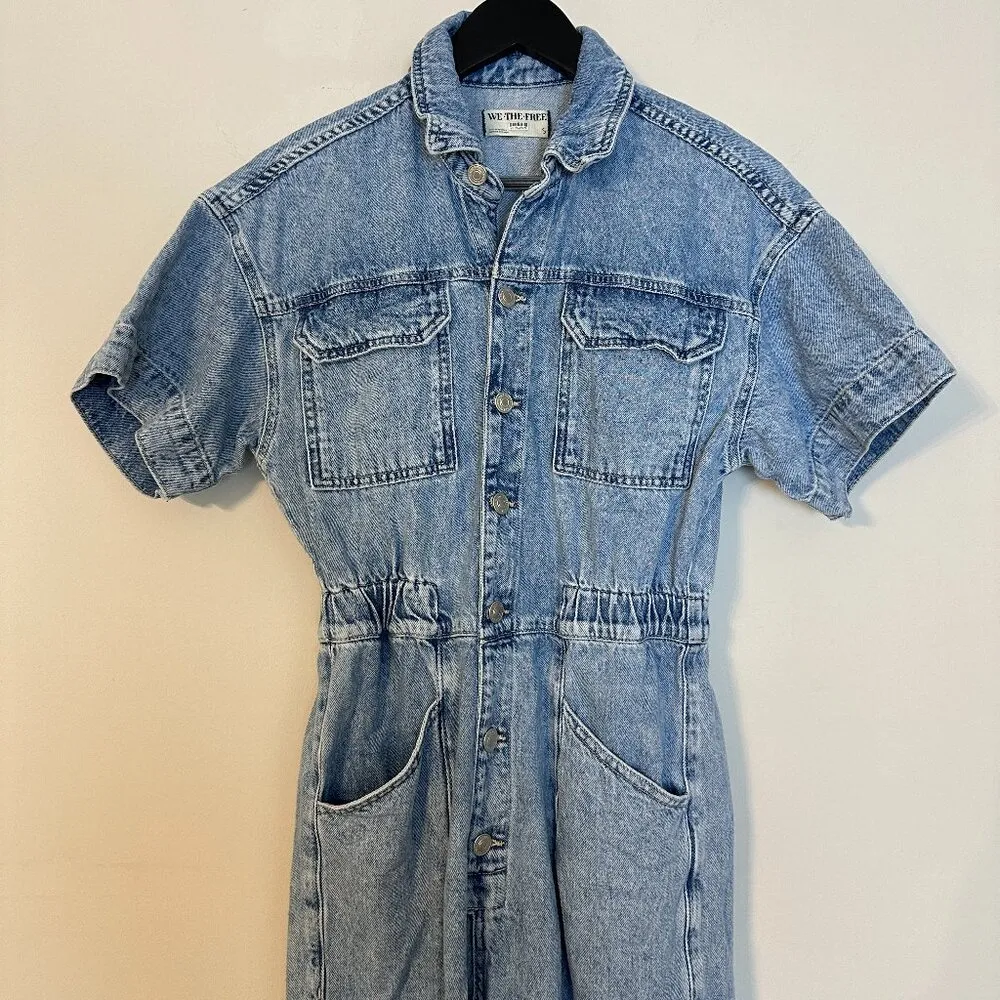 FREE PEOPLE Marci Denim Jumpsuit in Wash Powder Size Small - Image 4