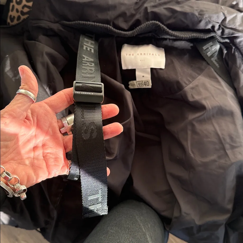 The Arrivals Black bomber Jacket size medium - Image 6