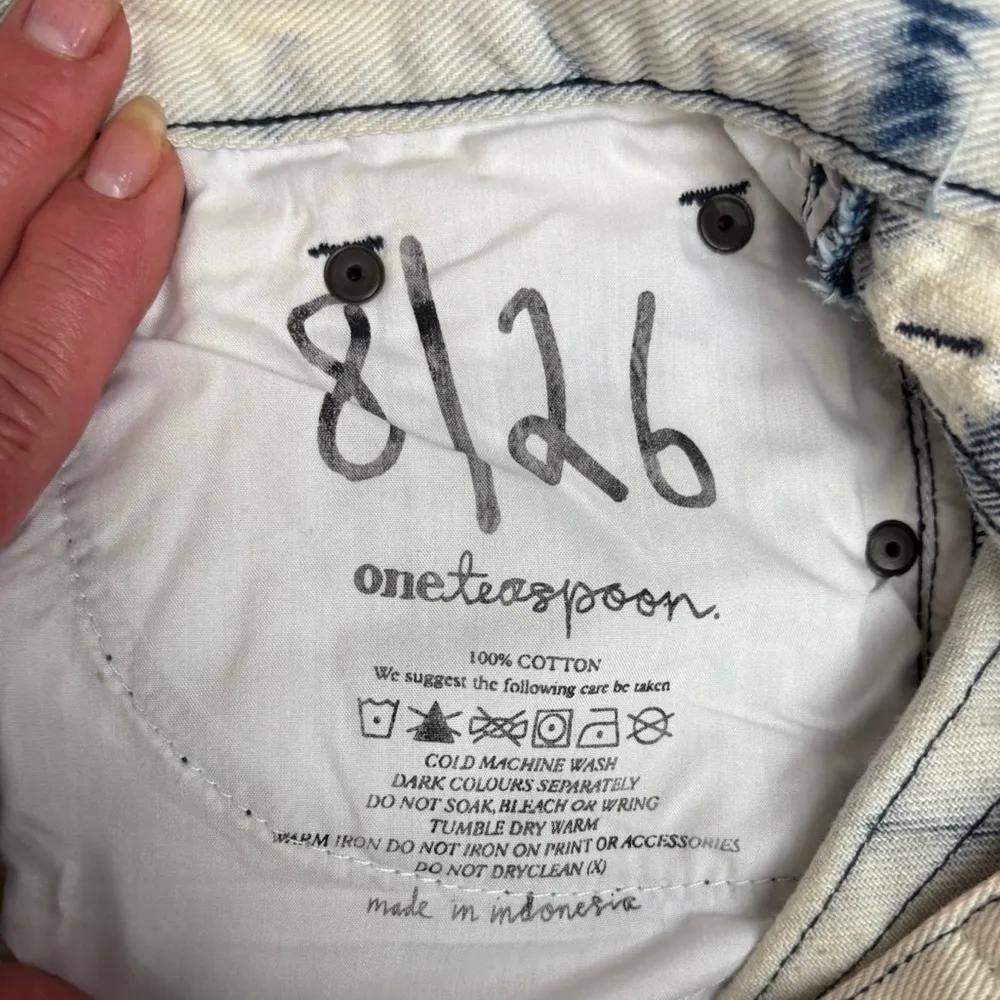 One Teaspoon Straight Leg Mid Rise Tie Dye Jeans – Size 4, Sample Style - Image 4