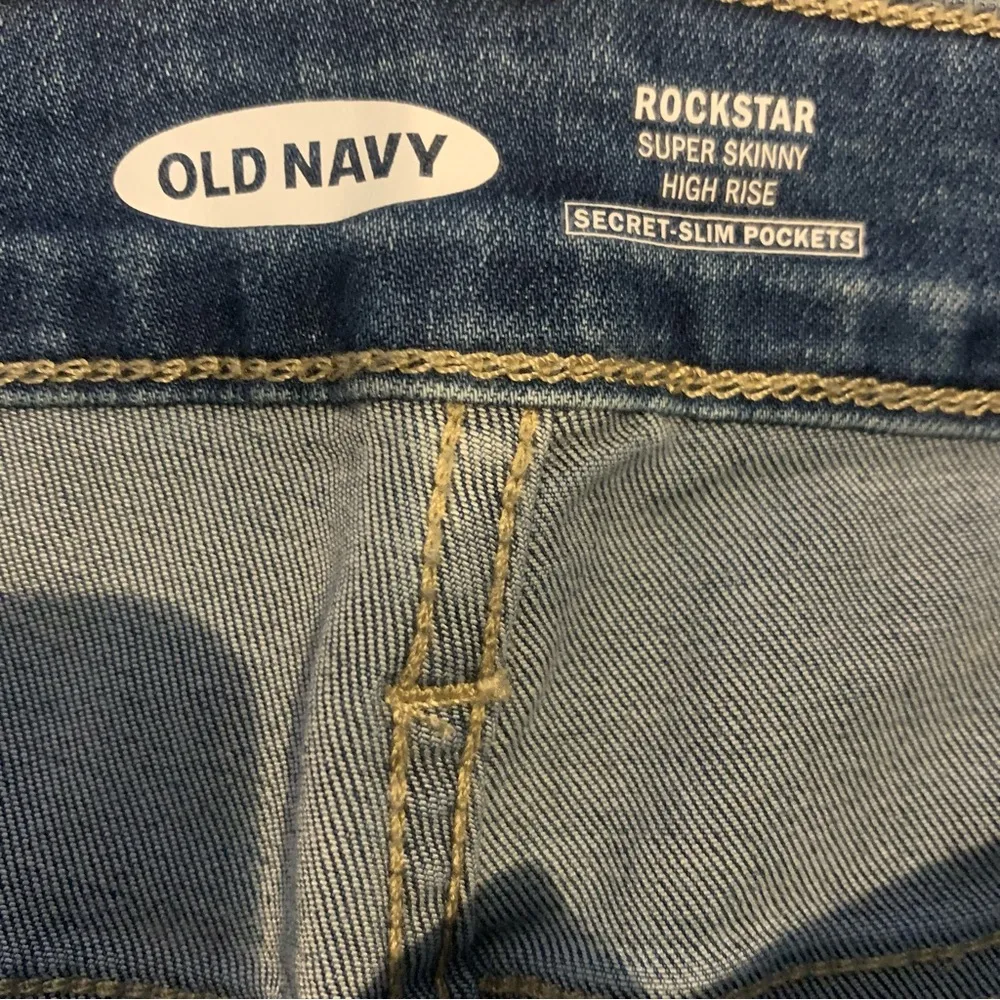 OLD NAVY High Rise Super Skinny Rock Star Jeans Ankle Length size 16 NWT - Image 4