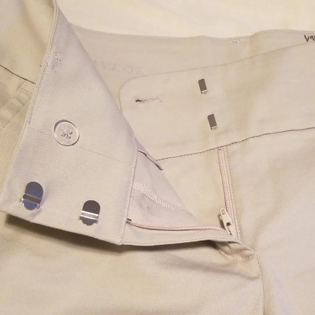 Anne Taylor khaki shorts - Image 4