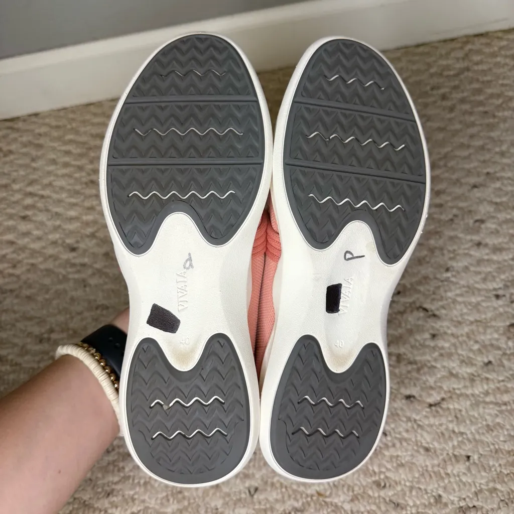 Vivaia Water - Image 9