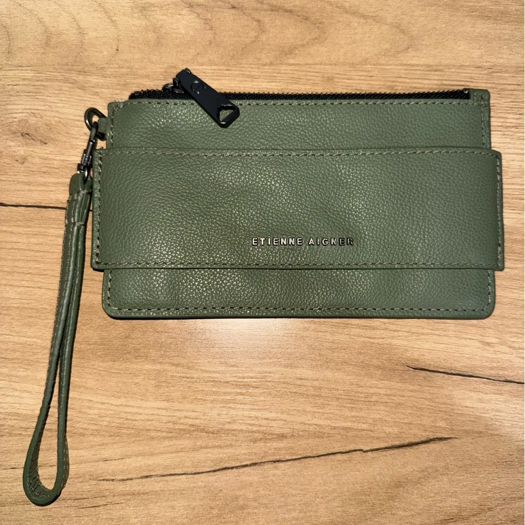ETIENNE AIGNER Madison Leather Small‎ Clutch Loden Green NWOB - Image 2