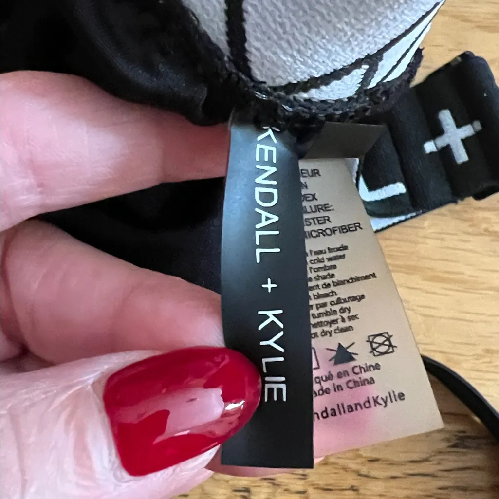 XL - Kendall & Kylie Brown Leopard Bralette - Image 4