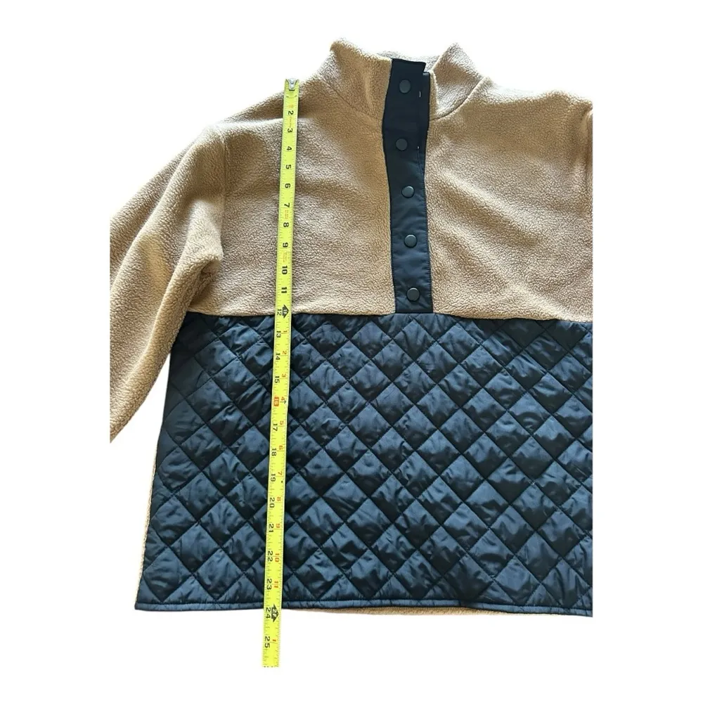 J. Crew quilted sherpa half zip size Small Tan - Image 4