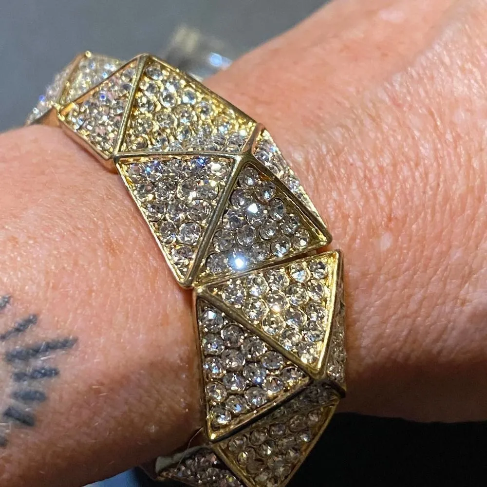 Amrita Singh  Gold Enamel Stretch Statement Bracelet - Image 6