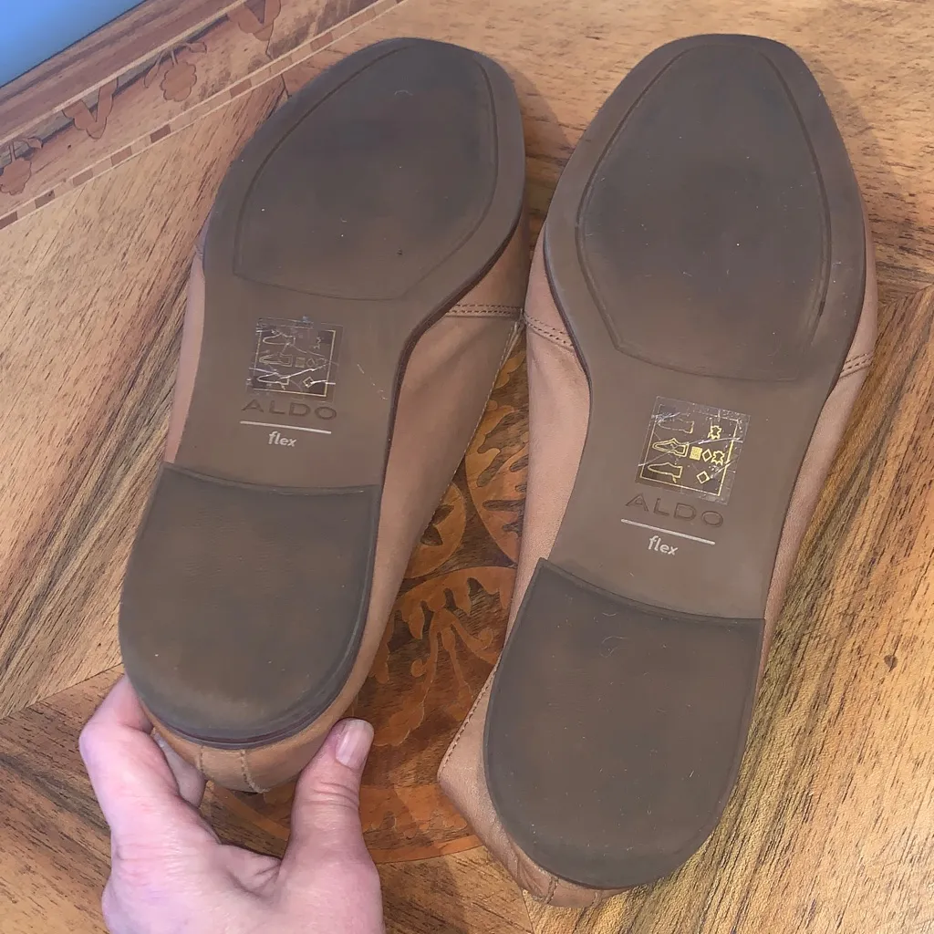 Aldo Women’s Size 9 Basic Tan Brown Leather Loafers Flats Shoes Square Toe - Image 9