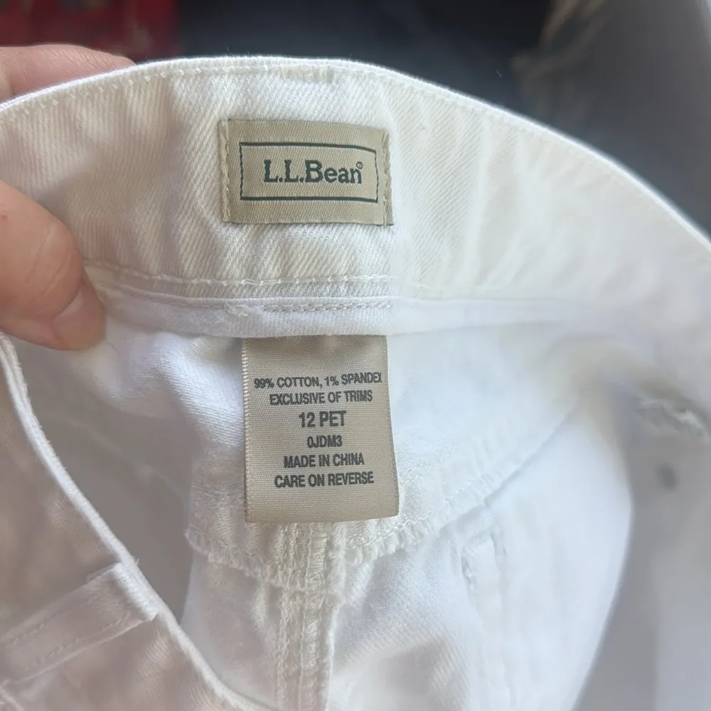 L.L. Bean Denim Pencil Skirt White Petite 12 Size 12P - Image 3