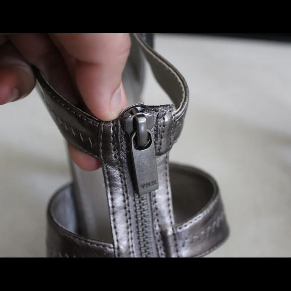 Madeline Stewart | Zipper front metallic heels - Image 5