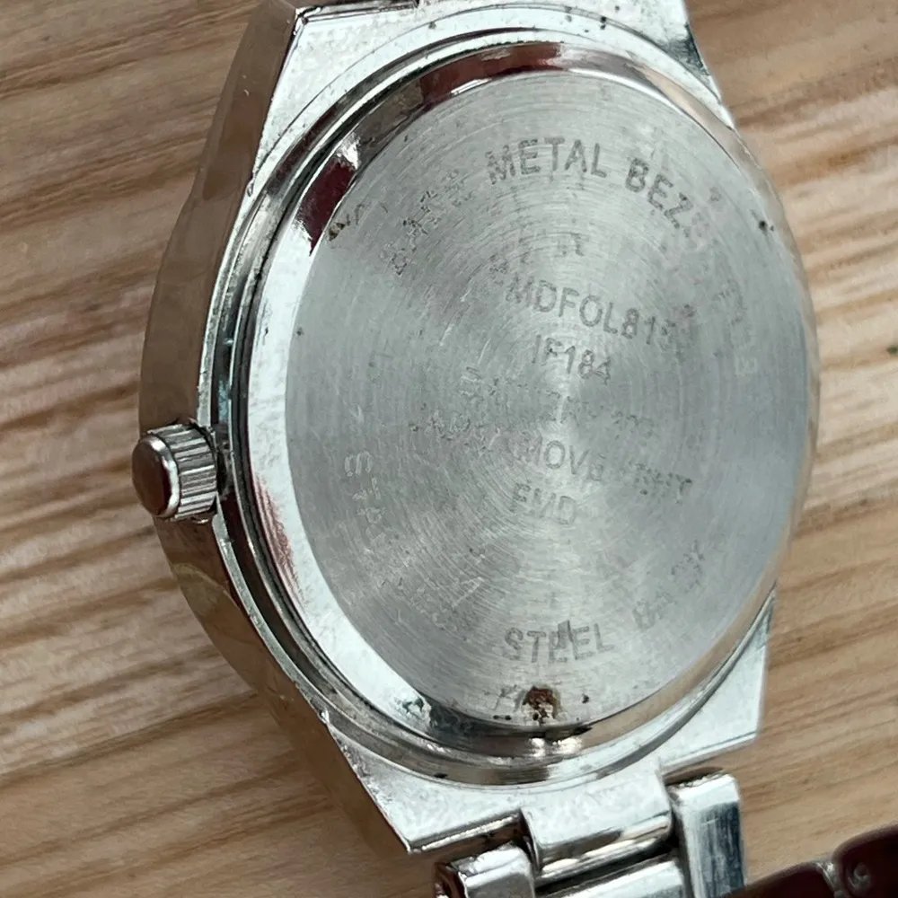 Folio Crystal Watch Quilted White Dial with Crystals Metal Bracelet Silver - Image 8