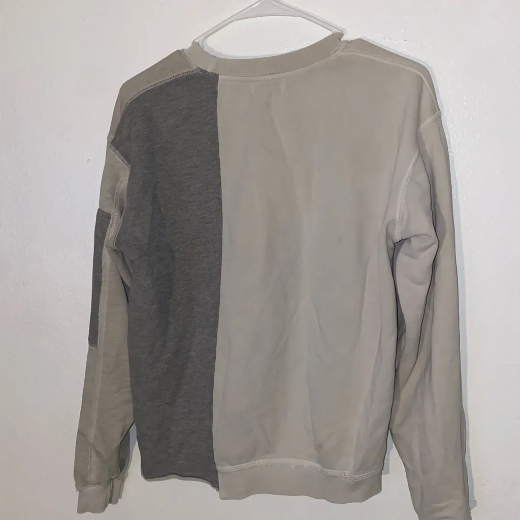 John Elliot Women’s Size 0 Color block Gray Crewneck Sweatshirt Casual Boho - Image 5