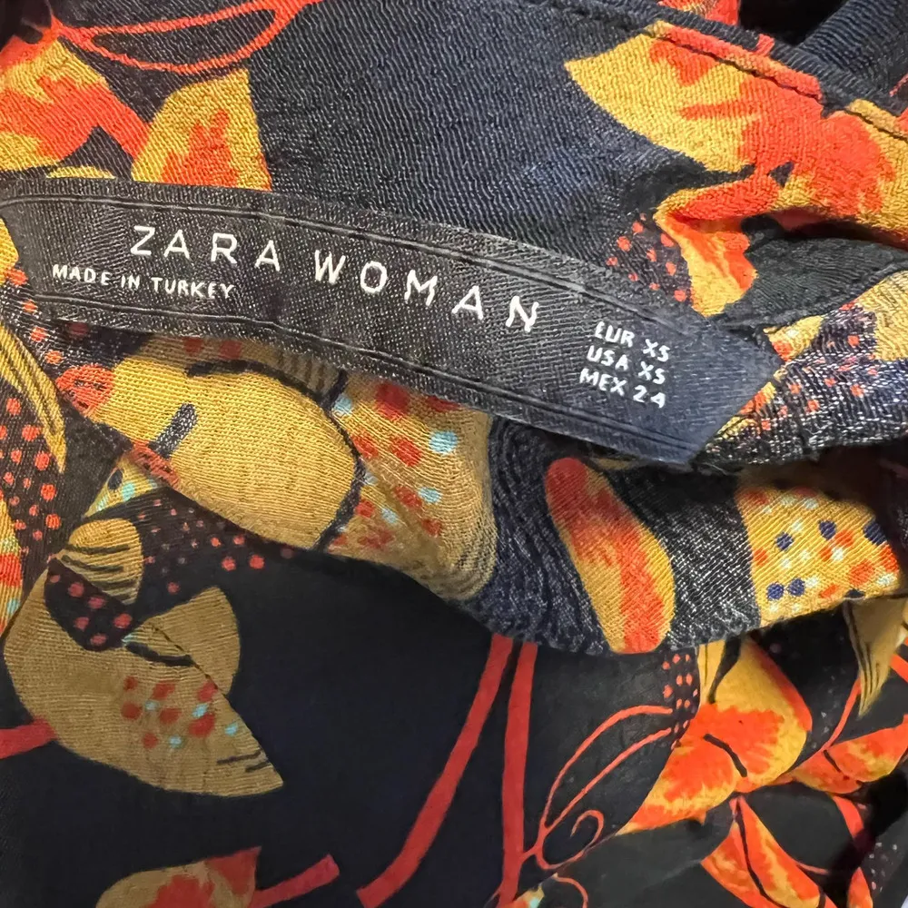 Zara Black with Orange Retro Floral Long Sleeve Dress Size XS - Image 5