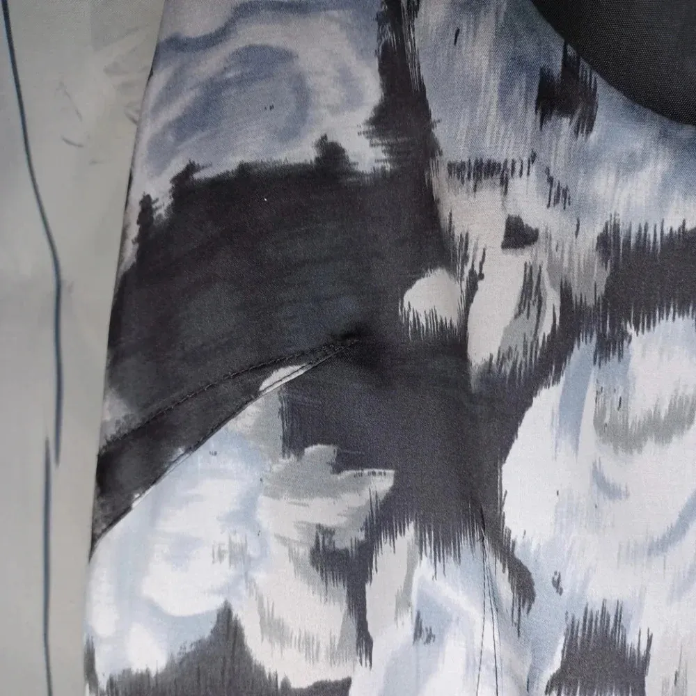 Ann Taylor floral sleveeless dress - Image 3