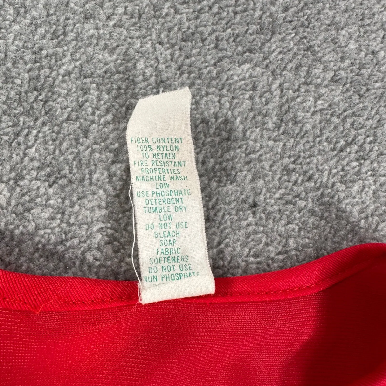 Green Bros. Vintage Robe Sleep Nightgown Size 6 Red Nylon Sheer Lace Trim Button - Image 4