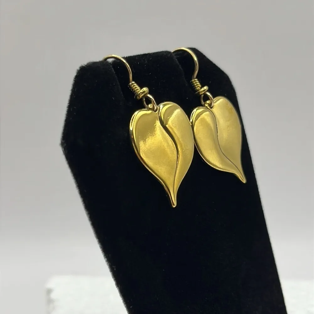 Laurel Burch Gold Heart Earrings Gold Plated Fish Hook Earrings Vintage - Image 3