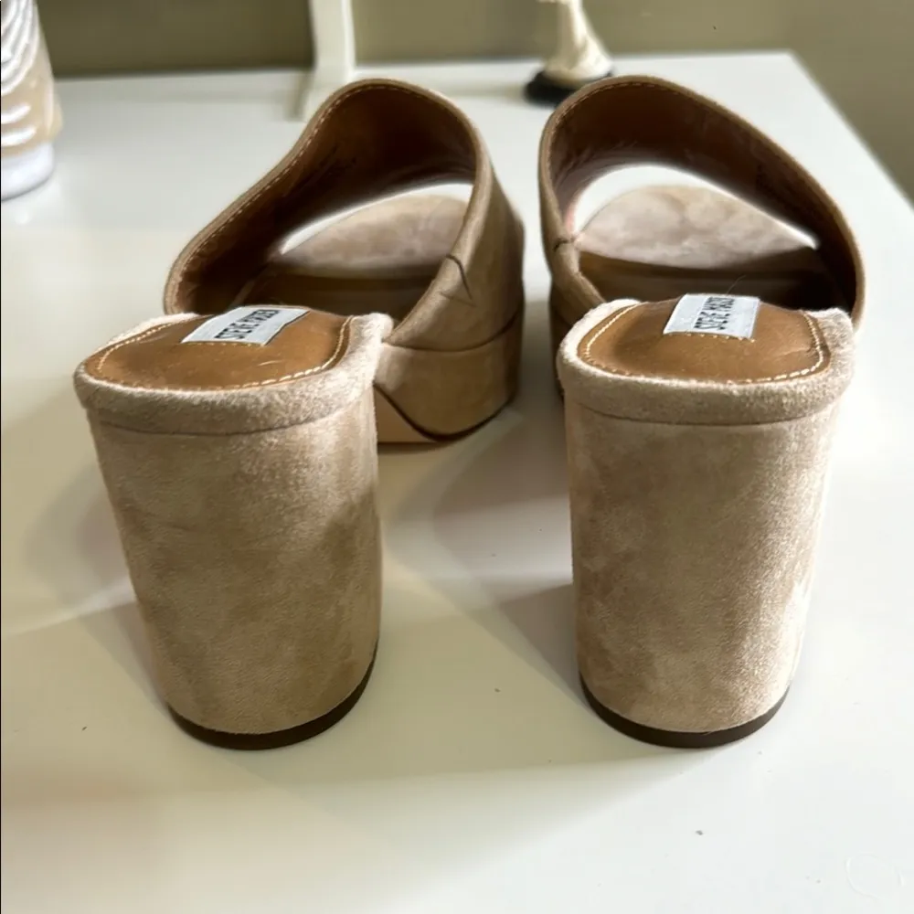 Steve Madden RELAX Women's Tan Platform 3” Heel Sandals - Image 5