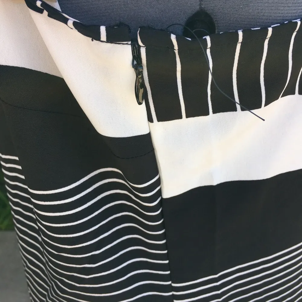 Laundry by Shelli Segal dress size 10 - Image 5